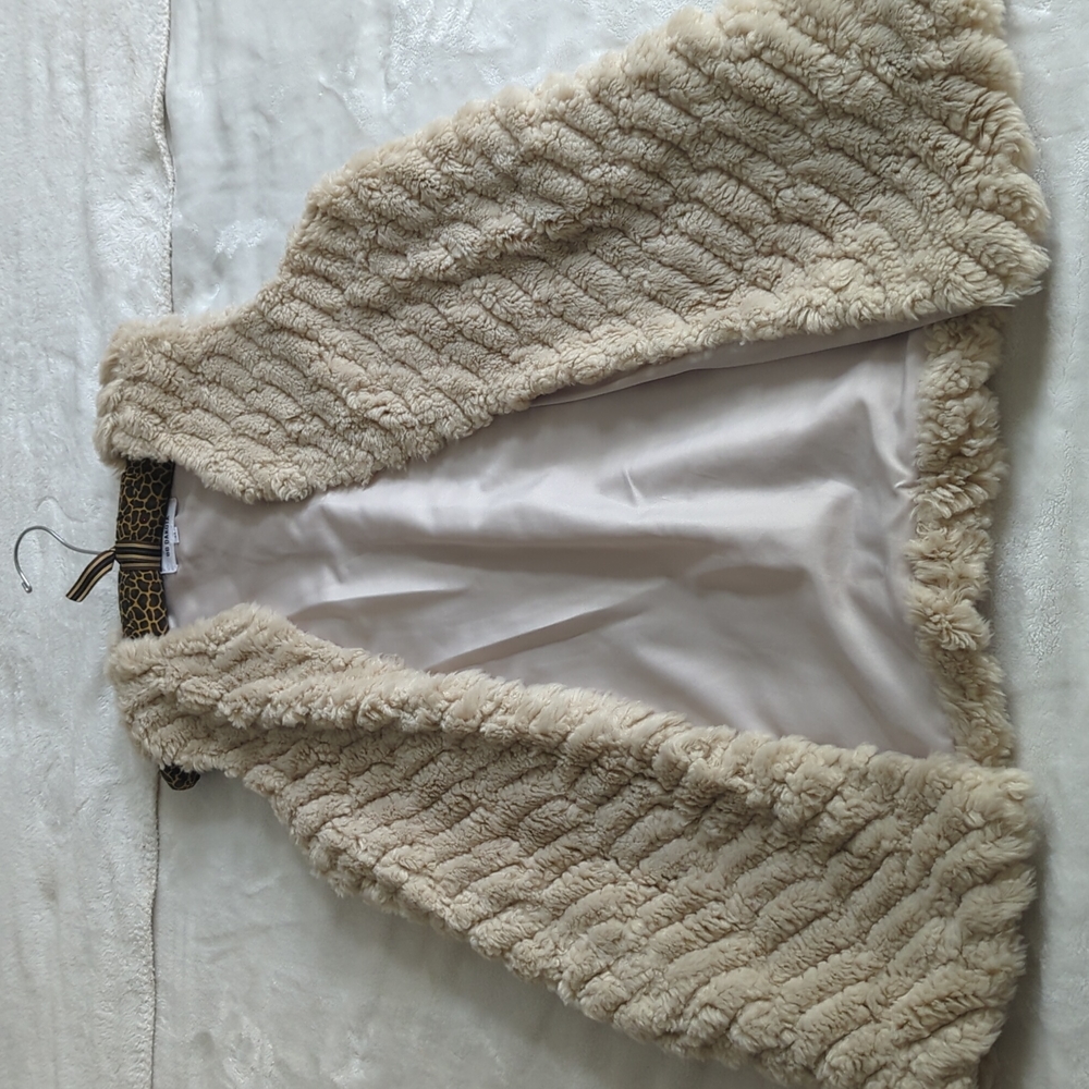 Fur vest
